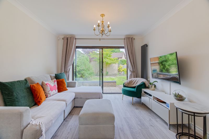 Living Room- click for photo gallery